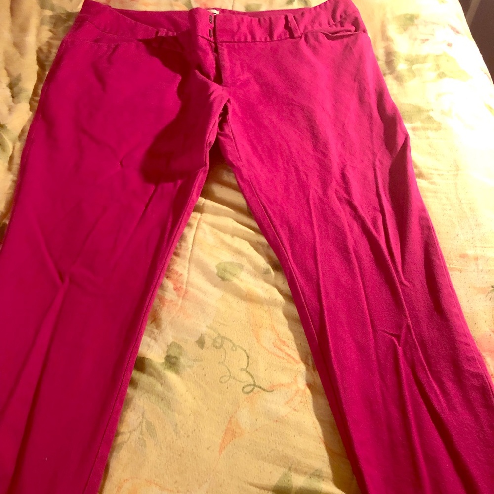 Bold cropped pants